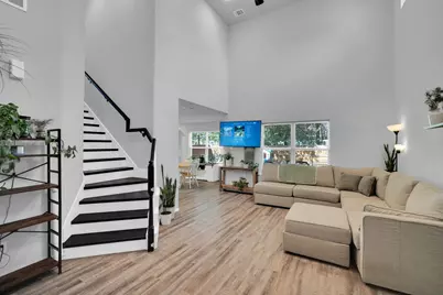 731 E Brown Street, Cleburne, TX 76031 - Photo 7