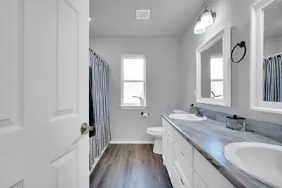 731 E Brown Street, Cleburne, TX 76031 - Photo 25