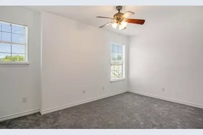 2621 Lee Avenue #B, Fort Worth, TX 76164 - Photo 7