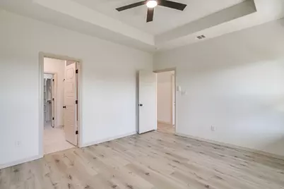 933 Colorado River Drive, Granbury, TX 76048 - Photo 11