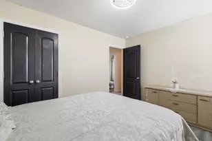 521 Bailer Dr, Crowley, TX 76036 - Photo 37