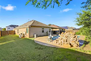 521 Bailer Dr, Crowley, TX 76036 - Photo 11