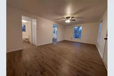 606 W Washington Avenue, Whitney, TX 76692 - Photo 5