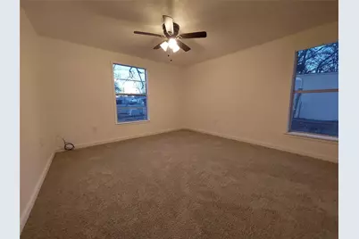 606 W Washington Avenue, Whitney, TX 76692 - Photo 13