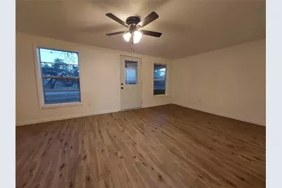 606 W Washington Avenue, Whitney, TX 76692 - Photo 9