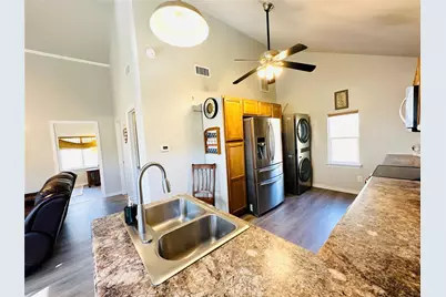 290 Harbor Drive, Gun Barrel City, TX 75156 - Photo 9