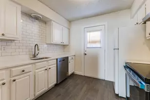 10650 Steppington Dr, Dallas, TX 75230 - Photo 7