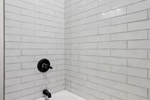 1300 E Baltimore Ave, Fort Worth, TX 76104 - Photo 17