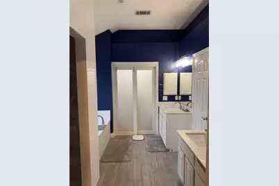 413 Ridge Meade Drive, Lewisville, TX 75067 - Photo 17