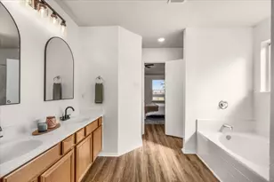 1156 Mustang Ridge Dr, Fort Worth, TX 76052 - Photo 31