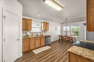 1156 Mustang Ridge Dr, Fort Worth, TX 76052 - Photo 21