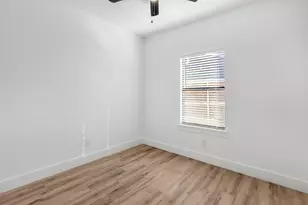 2111 Wright St, Greenville, TX 75401 - Photo 15