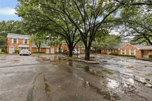 1231 Roaring Springs Rd, Fort Worth, TX 76114 - Photo 3