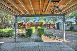 3409 Crescent Ct, Bedford, TX 76021 - Photo 31