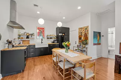 425 Brighton Avenue, Dallas, TX 75208 - Photo 1