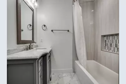 140 Twin Lakes Drive, Double Oak, TX 75077 - Photo 19