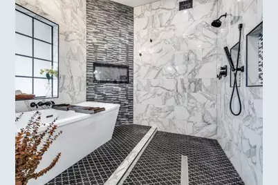 140 Twin Lakes Drive, Double Oak, TX 75077 - Photo 13