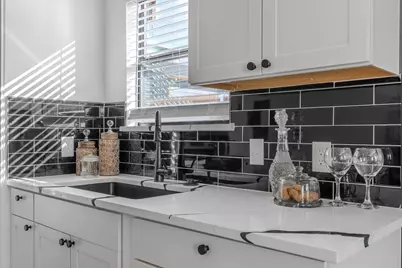 2111 Wright Street #B, Greenville, TX 75401 - Photo 9