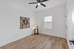 2111 Wright St, Greenville, TX 75401 - Photo 11