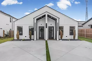 2111 Wright St, Greenville, TX 75401 - Photo 1