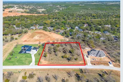 1148 E Landings N, Granbury, TX 76049 - Photo 1