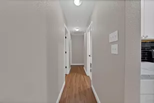 824 E Prairie View Rd, Crowley, TX 76036 - Photo 13