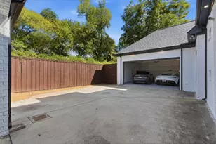 1404 Sylvan Ave, Dallas, TX 75208 - Photo 33