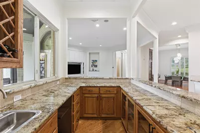 1404 Sylvan Avenue, Dallas, TX 75208 - Photo 11