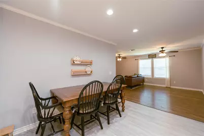 402 W 6th Street, Justin, TX 76247 - Photo 19