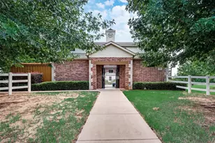 1620 Secretariat Ln, Irving, TX 75060 - Photo 31