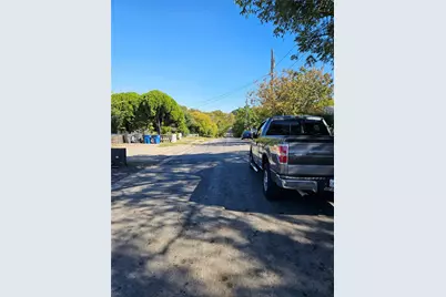 1708 Walmsley Avenue, Dallas, TX 75208 - Photo 17