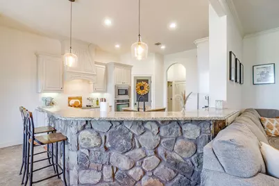 11008 Owl Creek Drive, Fort Worth, TX 76179 - Photo 11