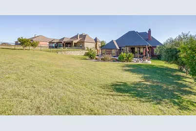 11008 Owl Creek Drive, Fort Worth, TX 76179 - Photo 37