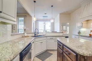 11008 Owl Creek Dr, Fort Worth, TX 76179 - Photo 15