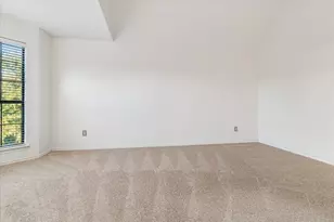 211 Cimarron Trail, Irving, TX 75063 - Photo 25