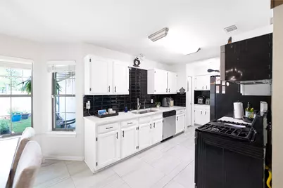 3514 Cliff Oaks Drive, Corinth, TX 76210 - Photo 3