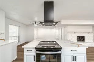 3305 Overglen Dr, Garland, TX 75043 - Photo 3