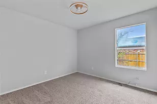 500 Canvas Ct, Crowley, TX 76036 - Photo 21