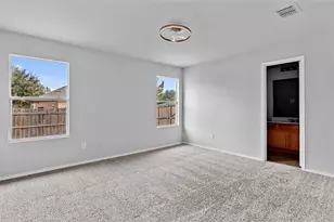 500 Canvas Ct, Crowley, TX 76036 - Photo 13