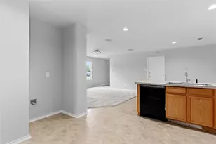 500 Canvas Ct, Crowley, TX 76036 - Photo 9