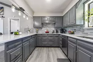 4017 Fairway Dr, Granbury, TX 76049 - Photo 13