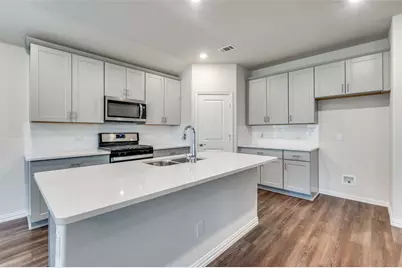 767 Hawthorne Lane, Lake Dallas, TX 75065 - Photo 7