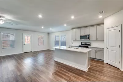 767 Hawthorne Lane, Lake Dallas, TX 75065 - Photo 5