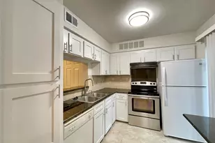 336 Melrose Dr, Richardson, TX 75080 - Photo 9