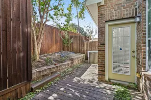 3828 Vienna St, Irving, TX 75038 - Photo 21