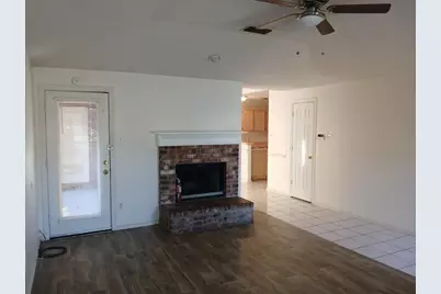 821 Hill Street, Grand Prairie, TX 75050 - Photo 3