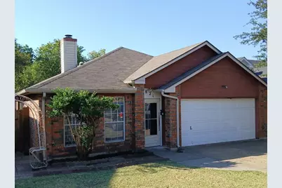 821 Hill Street, Grand Prairie, TX 75050 - Photo 1
