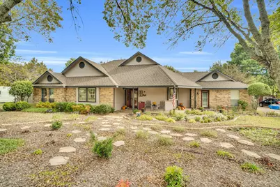 606 Buckboard Street, Ovilla, TX 75154 - Photo 1