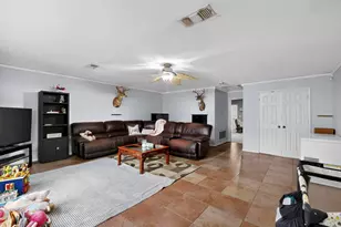 418 Hillside Dr, Gainesville, TX 76240 - Photo 15