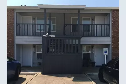 327 3rd Street #103, Grand Prairie, TX 75051 - Photo 1